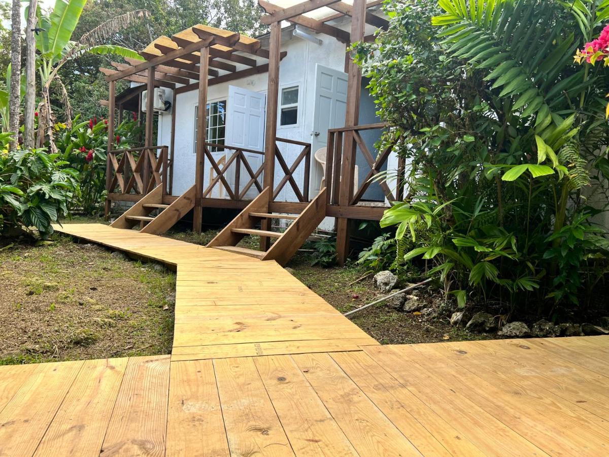 Jamaica Colors Hotel And Eco-Retreat 포트안토니오 외부 사진