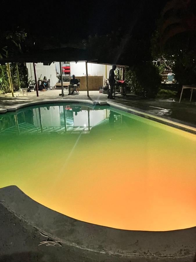 Jamaica Colors Hotel And Eco-Retreat 포트안토니오 외부 사진