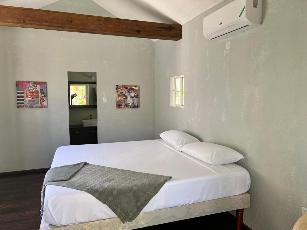 Jamaica Colors Hotel And Eco-Retreat 포트안토니오 외부 사진